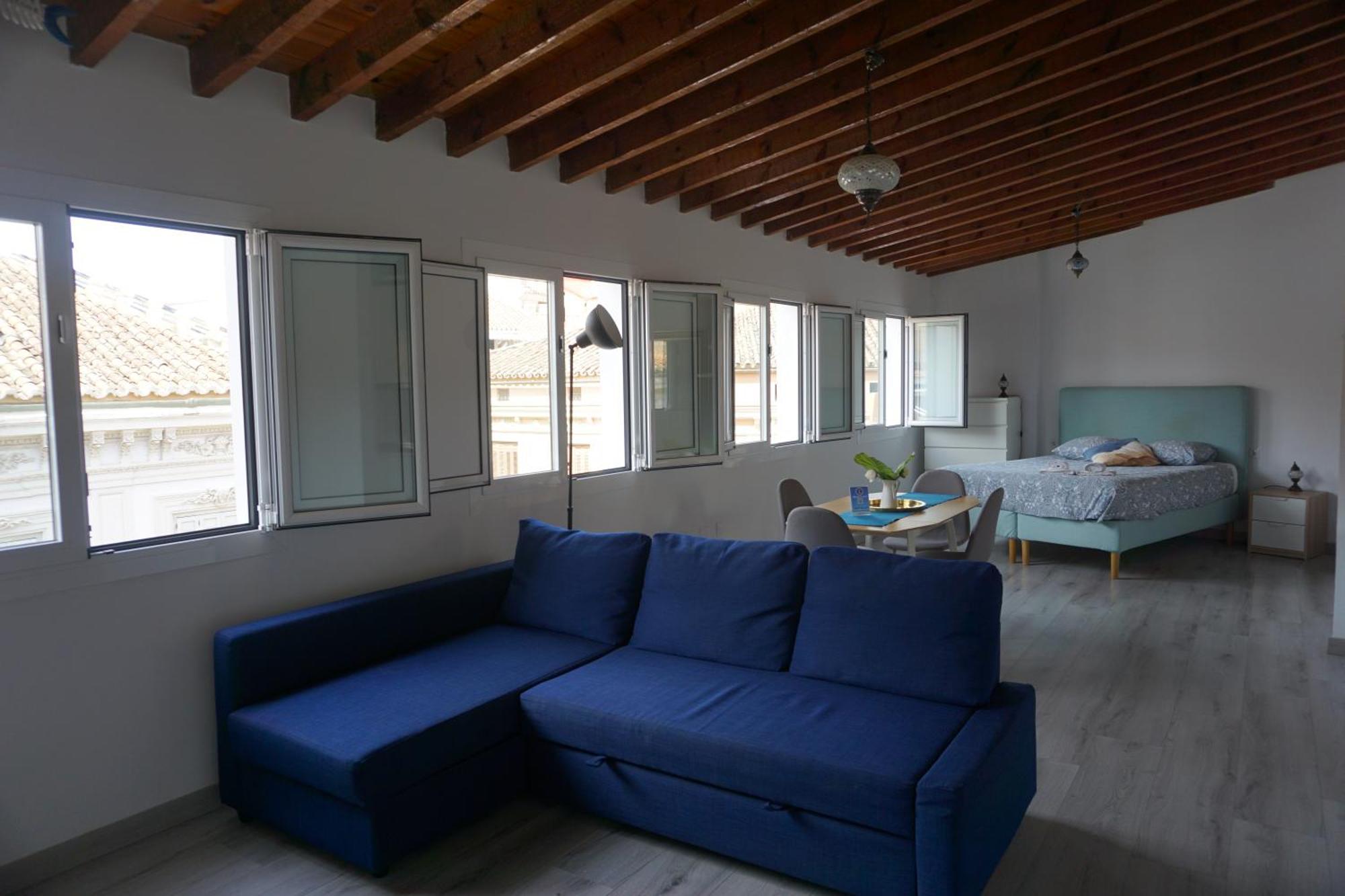 Apartamentos Mediterranea Centro Málaga Exteriör bild