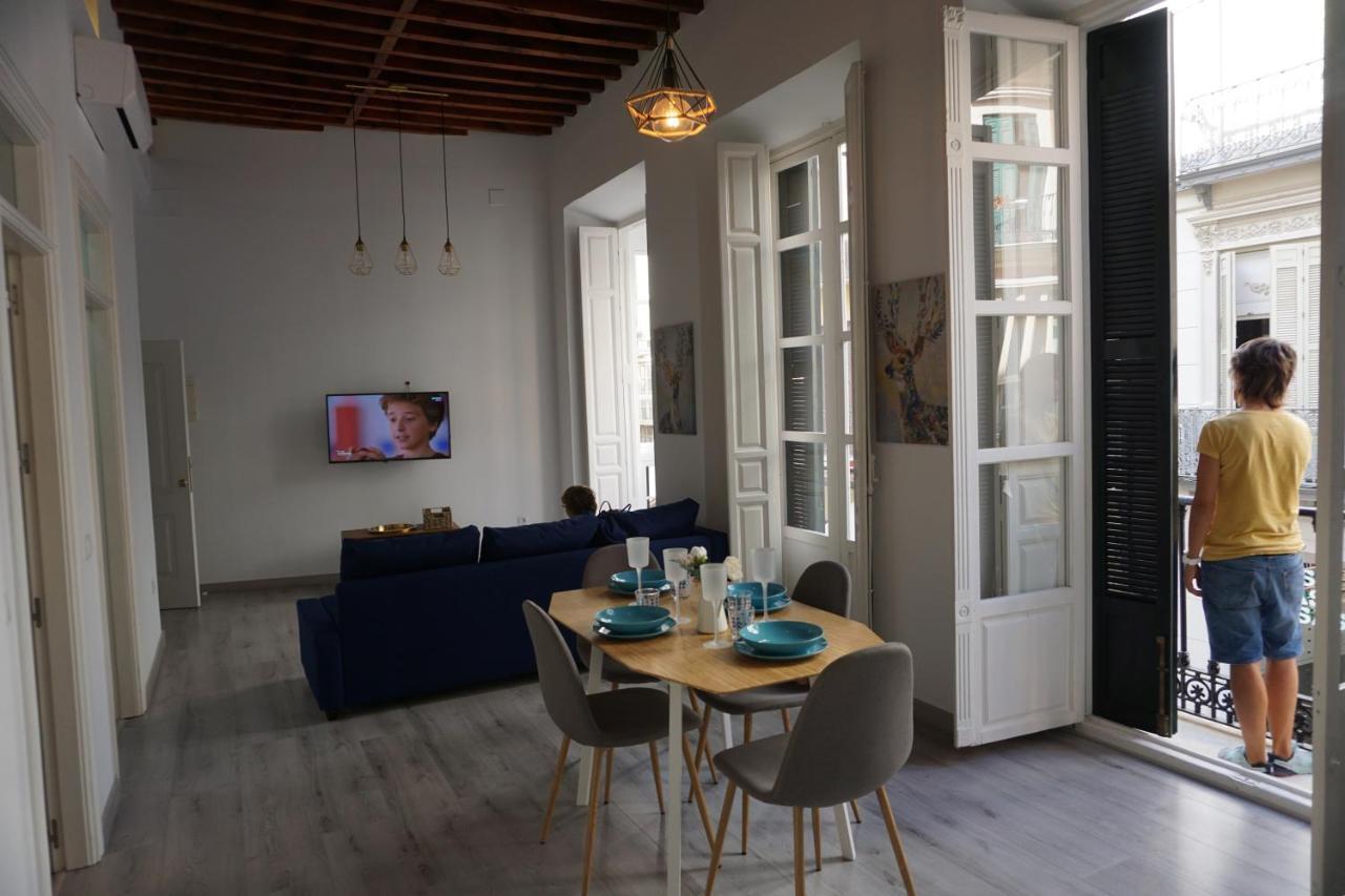 Apartamentos Mediterranea Centro Málaga Exteriör bild